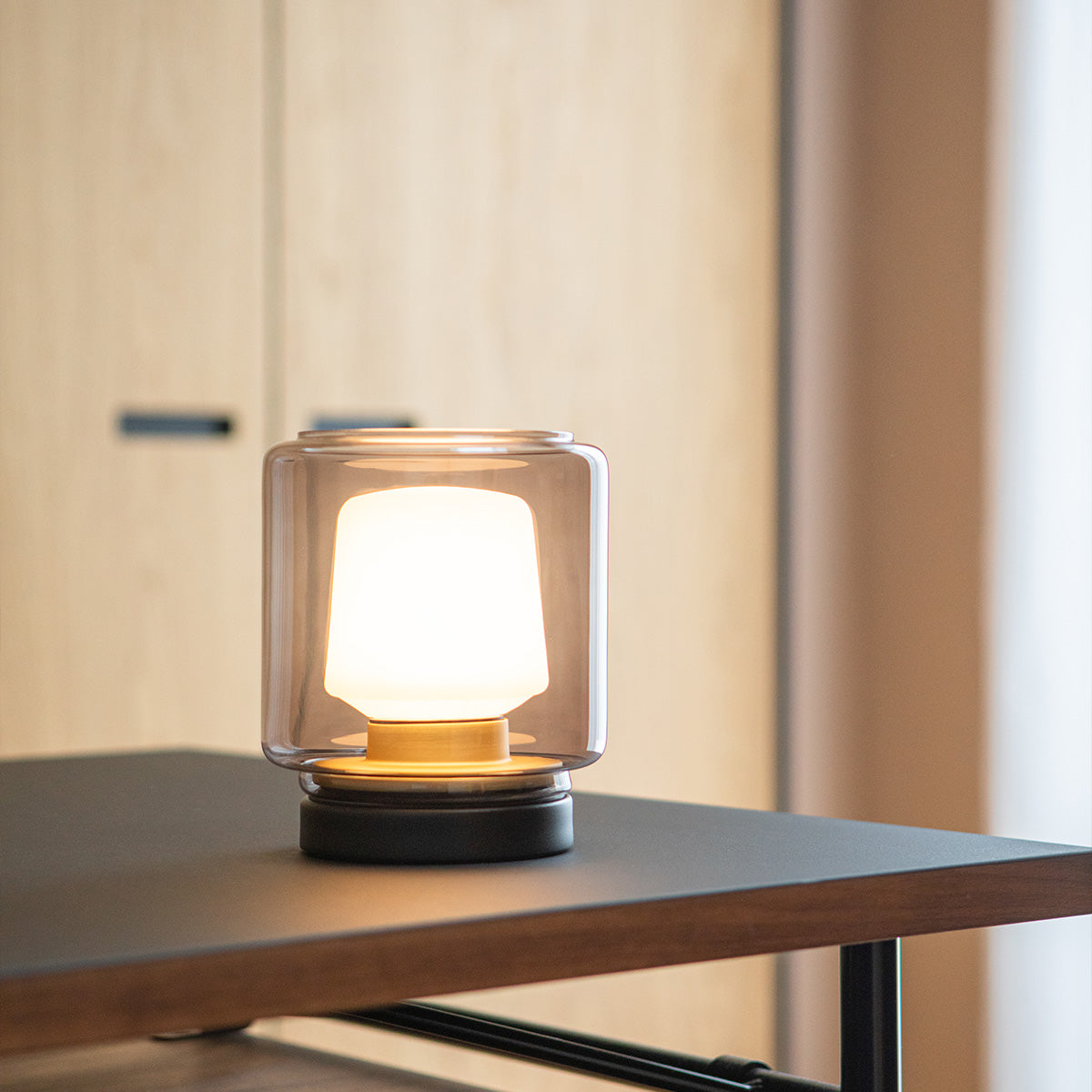 New York base for table lamp Intelligent