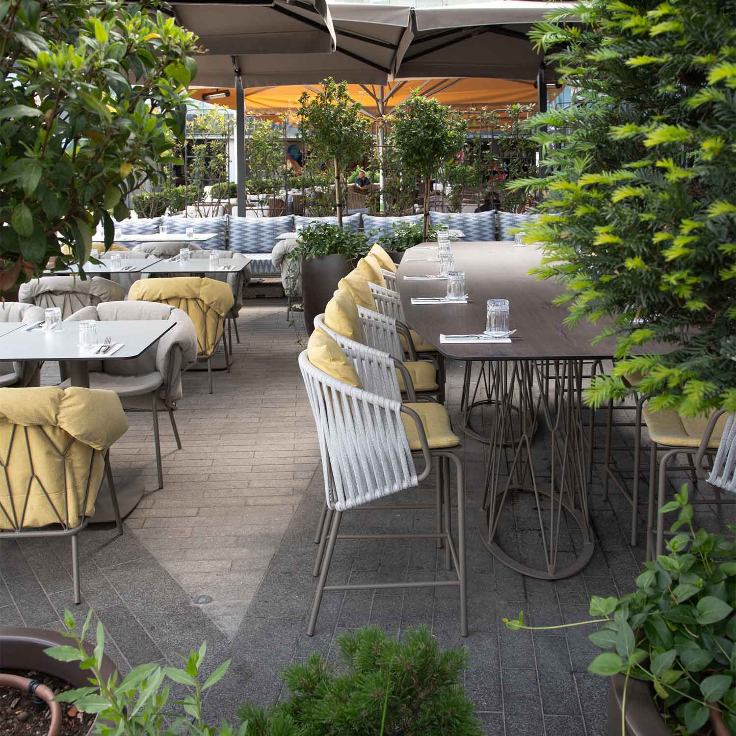 Ataman leisure bar stool