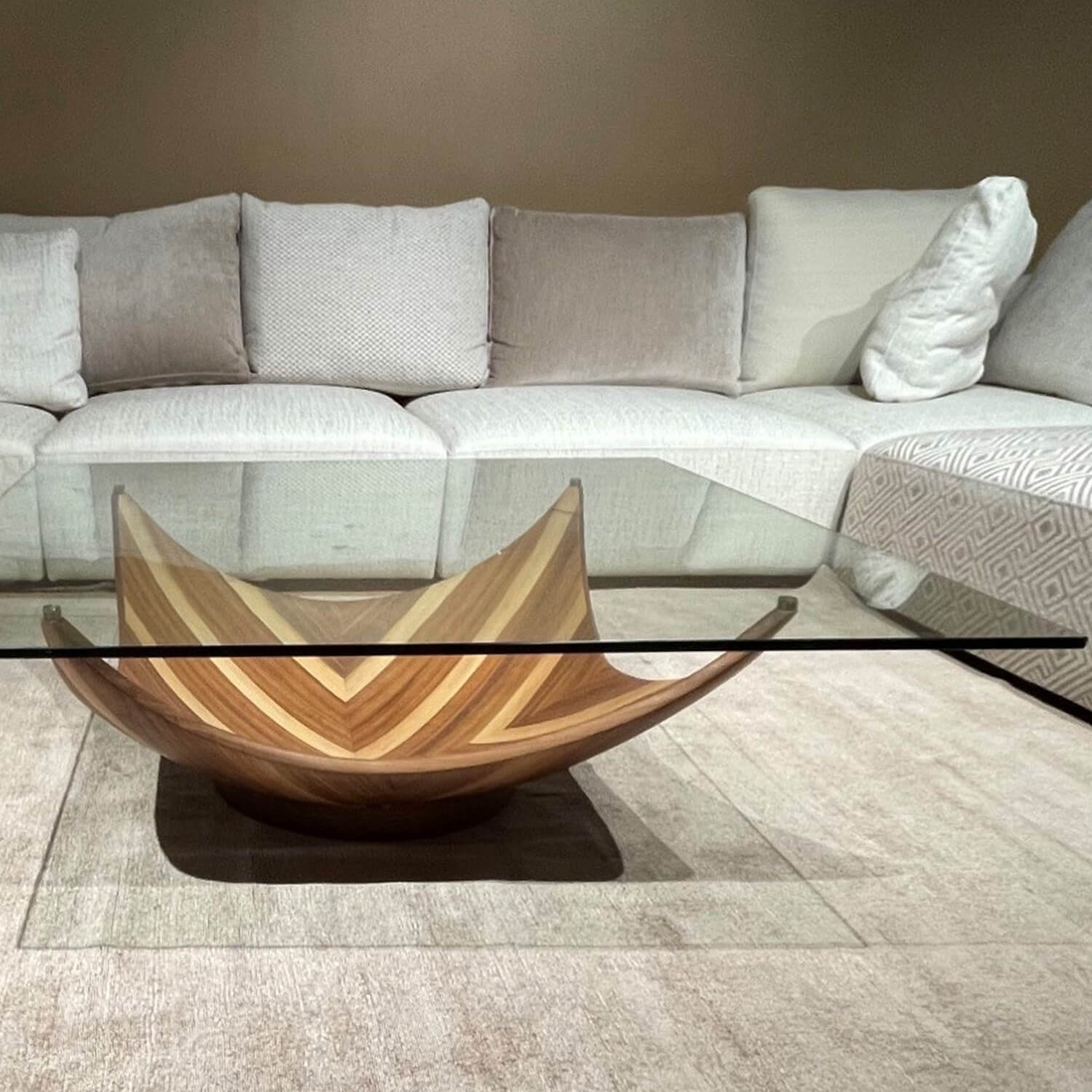 Klubska mizica Eliseo