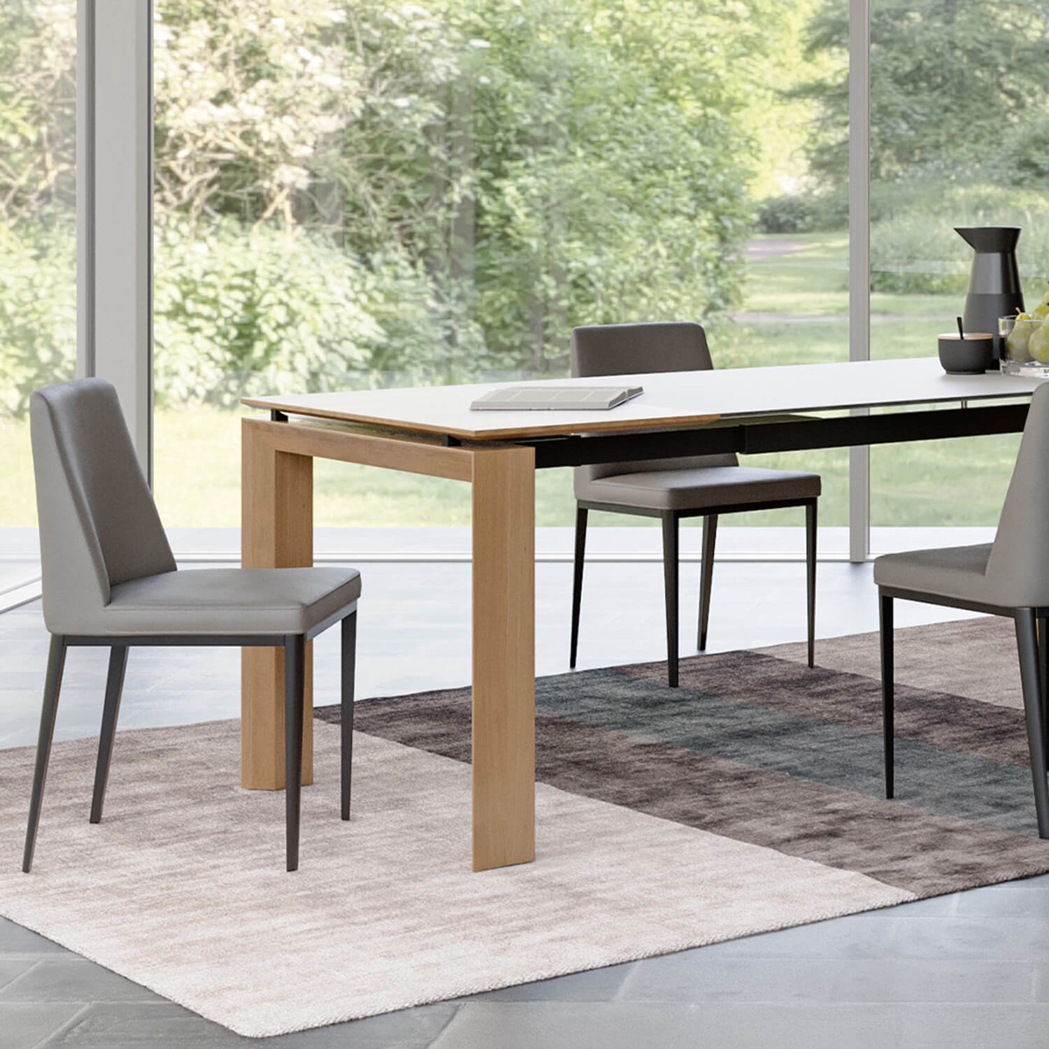 Parona extension dining table