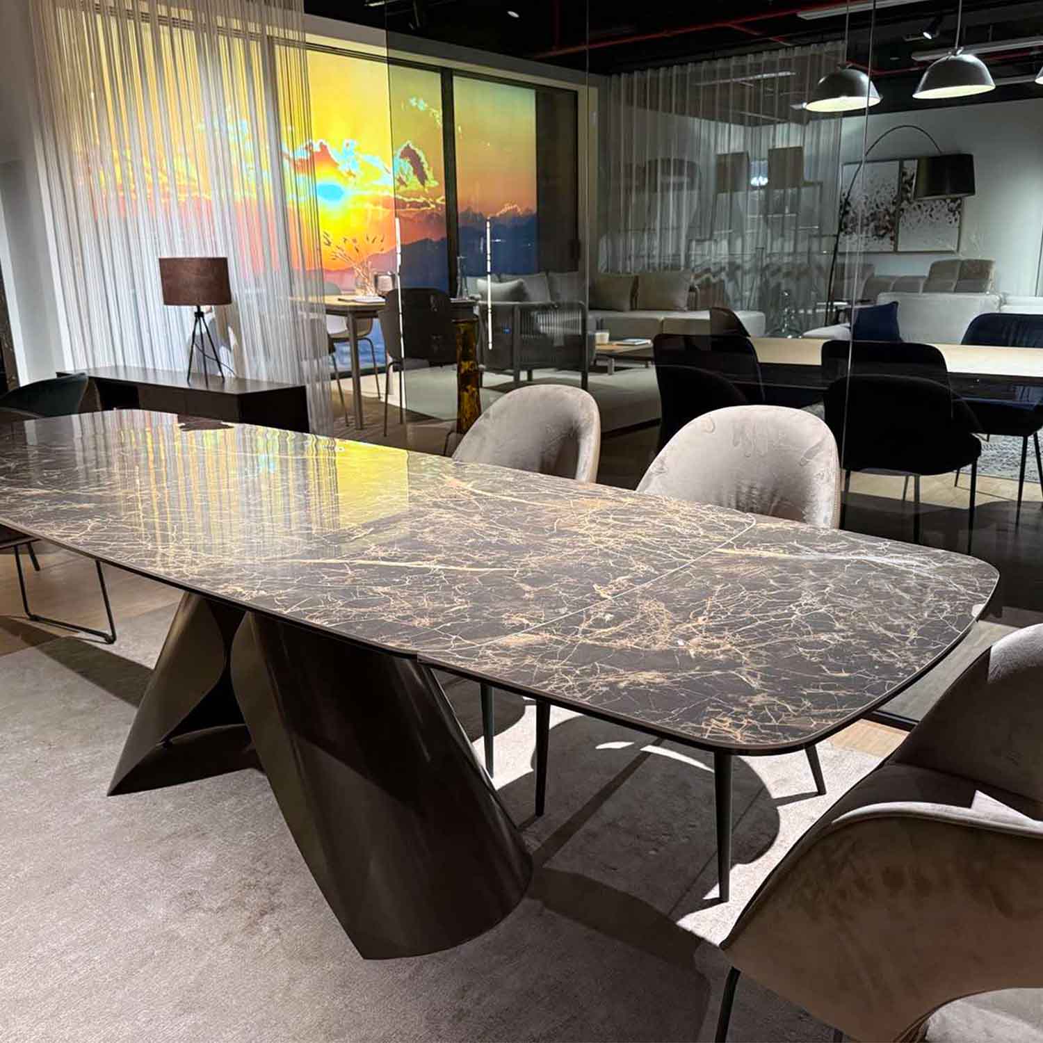 Edessa extension dining table