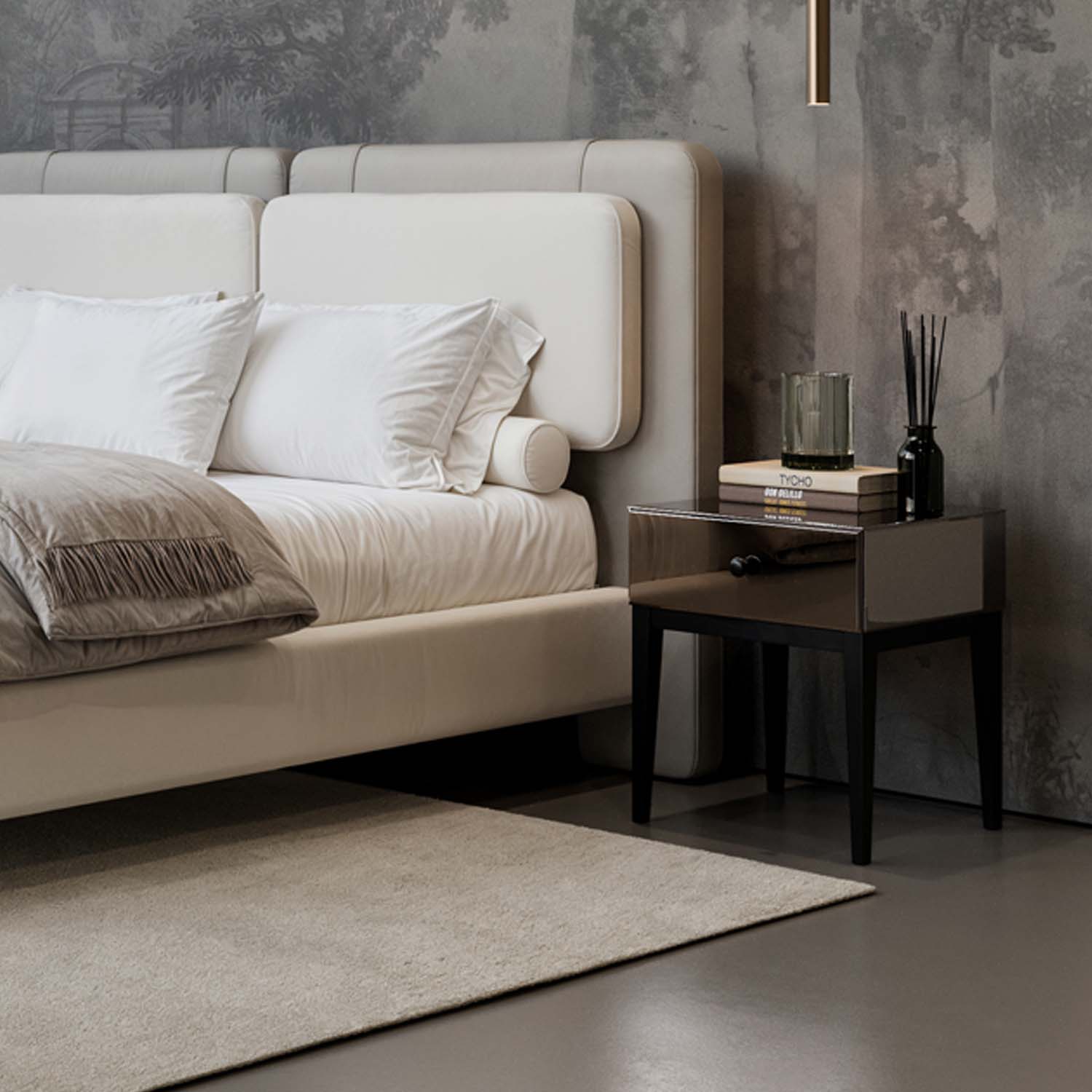 Saviano bedside