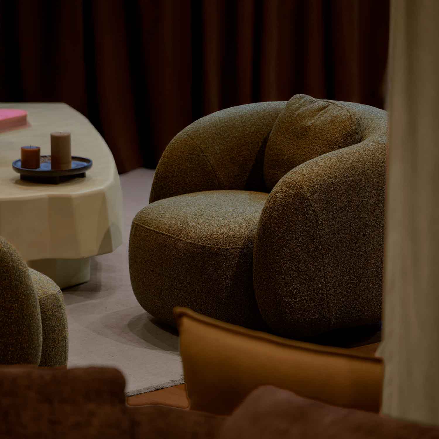Domani armchair (swivel)