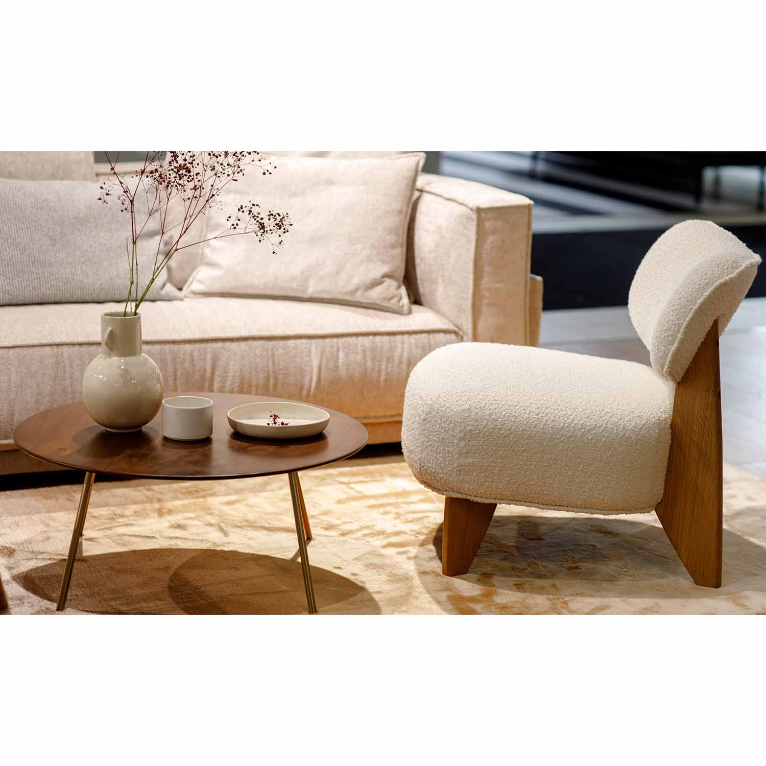 Juna armchair