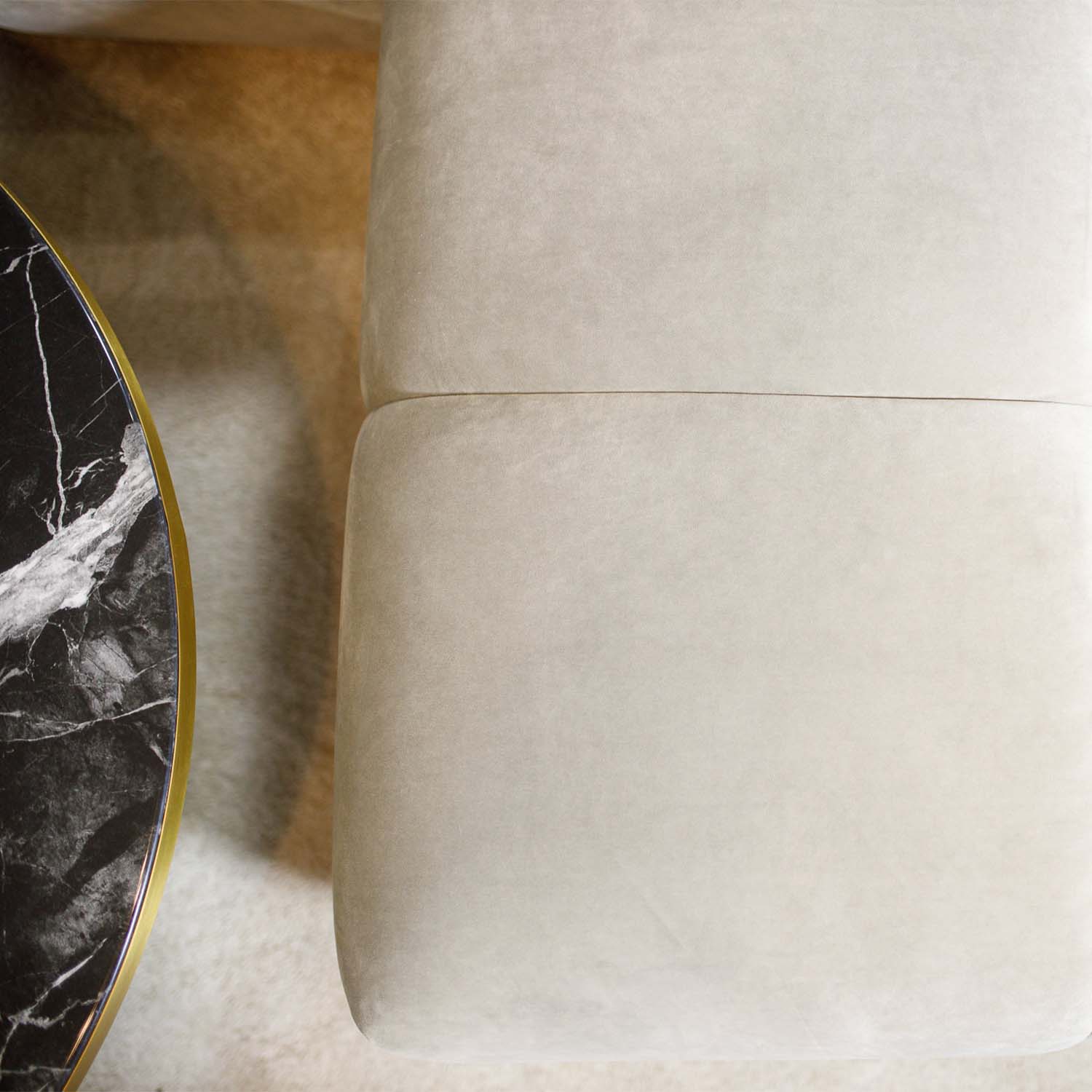 Bullet sofa