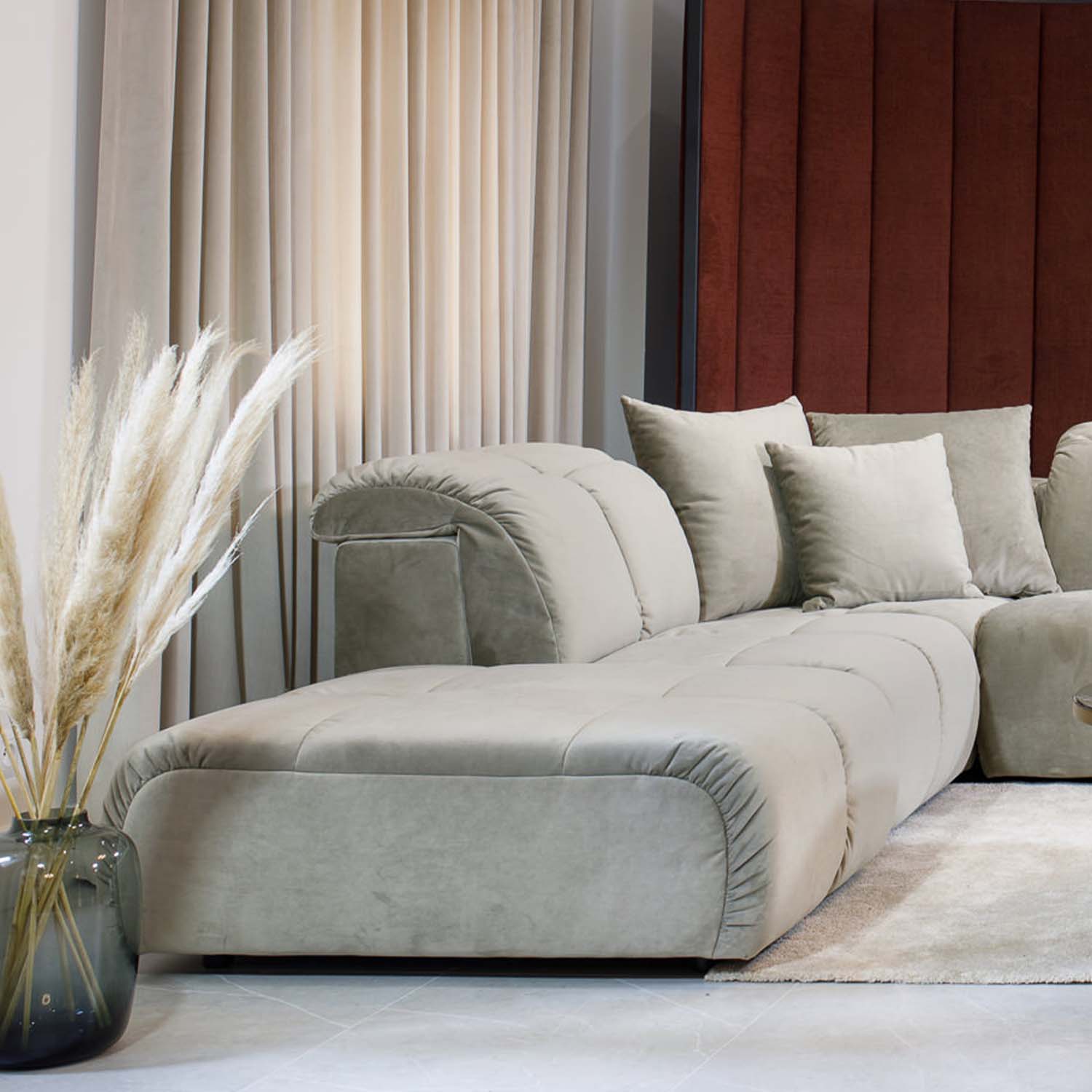 Bullet sofa