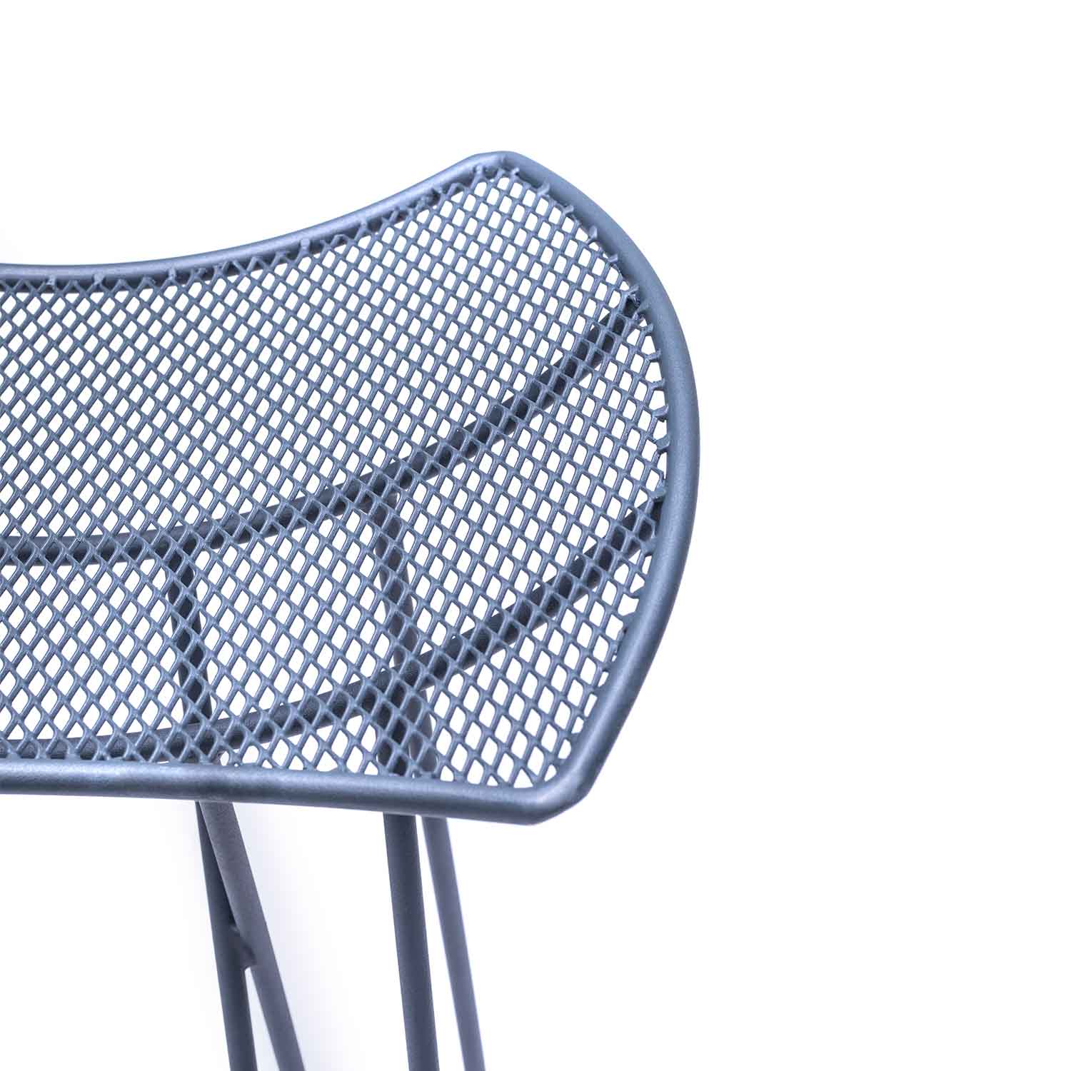 Lei bar stool