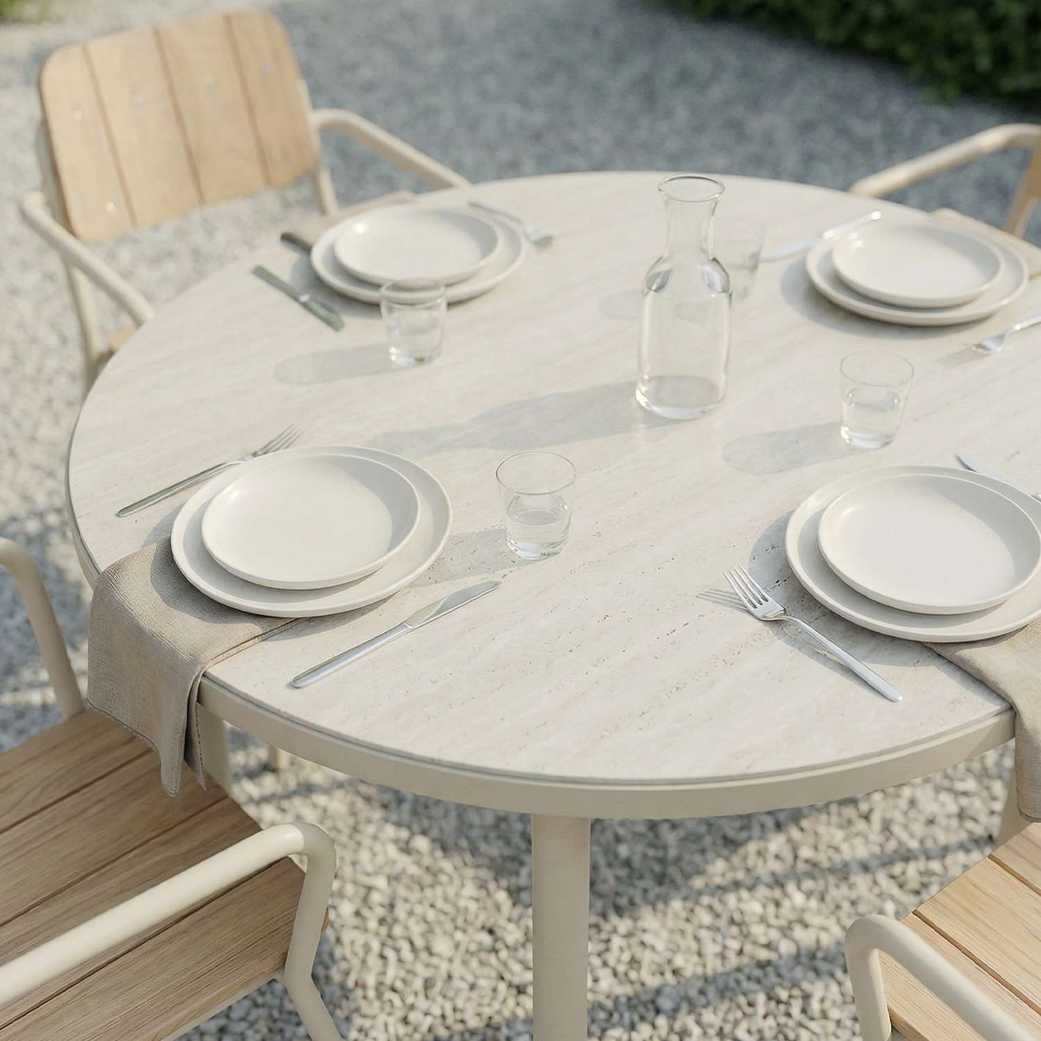 Kirra dining table - round