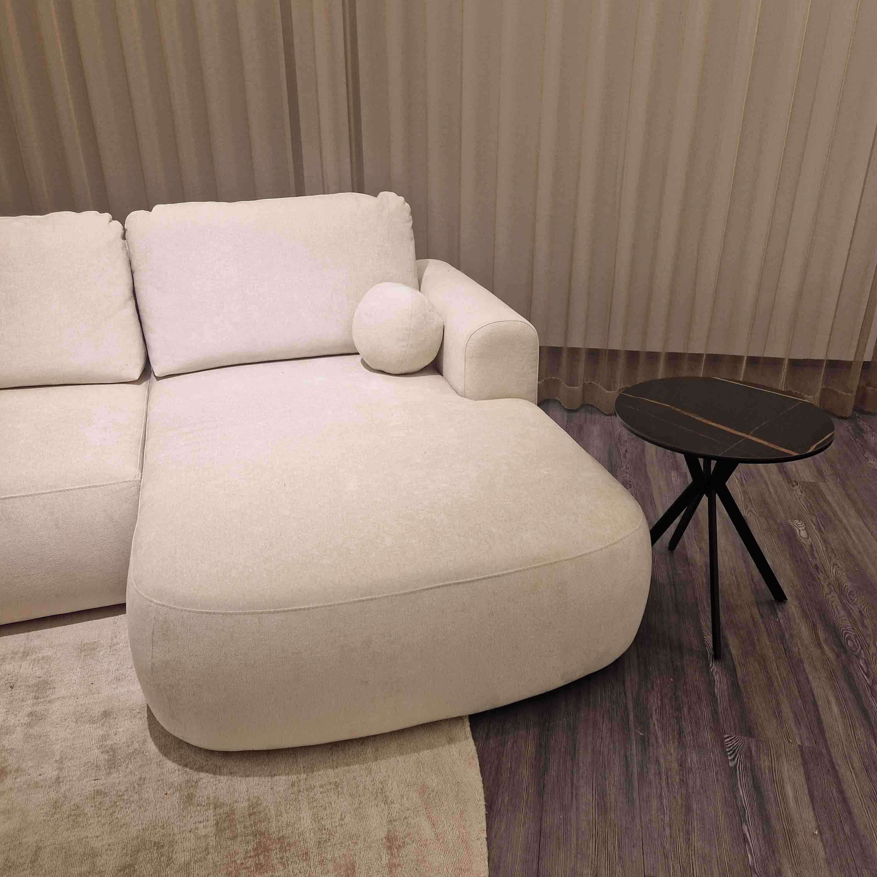 Sedežna garnitura Ariola R - s funkcijo ležišča