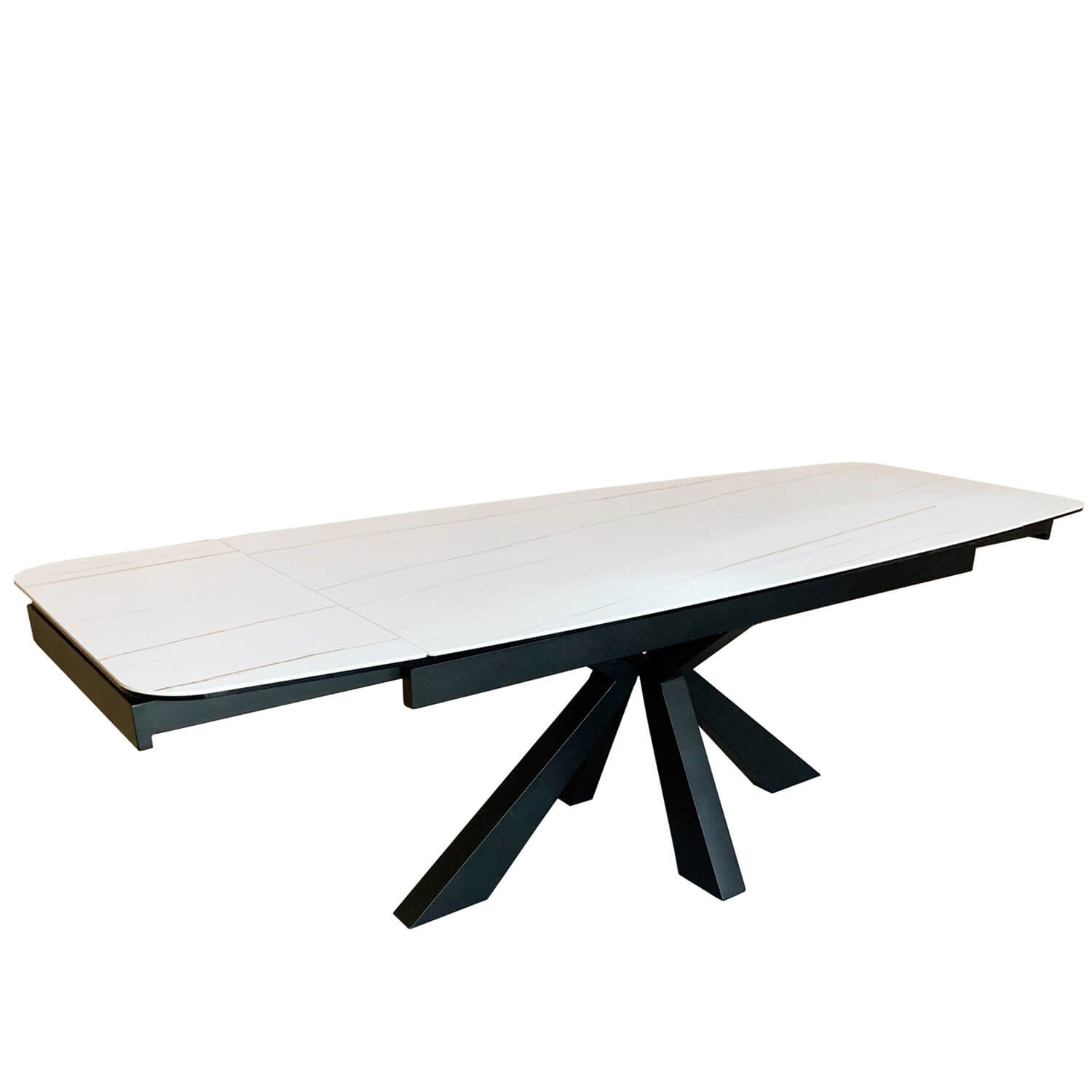 Moena extension dining table