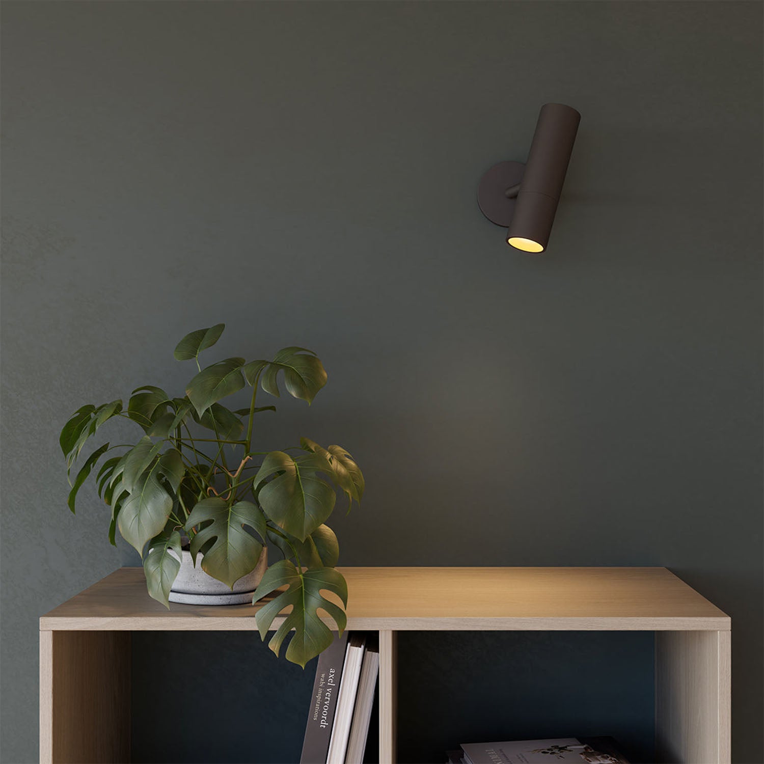 Expo wall lamp